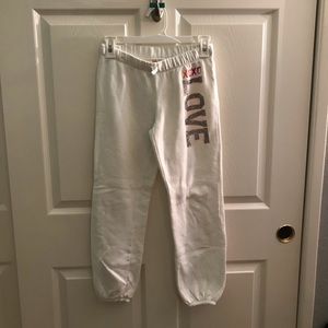 Super fuzzy soft white sweatpants!!